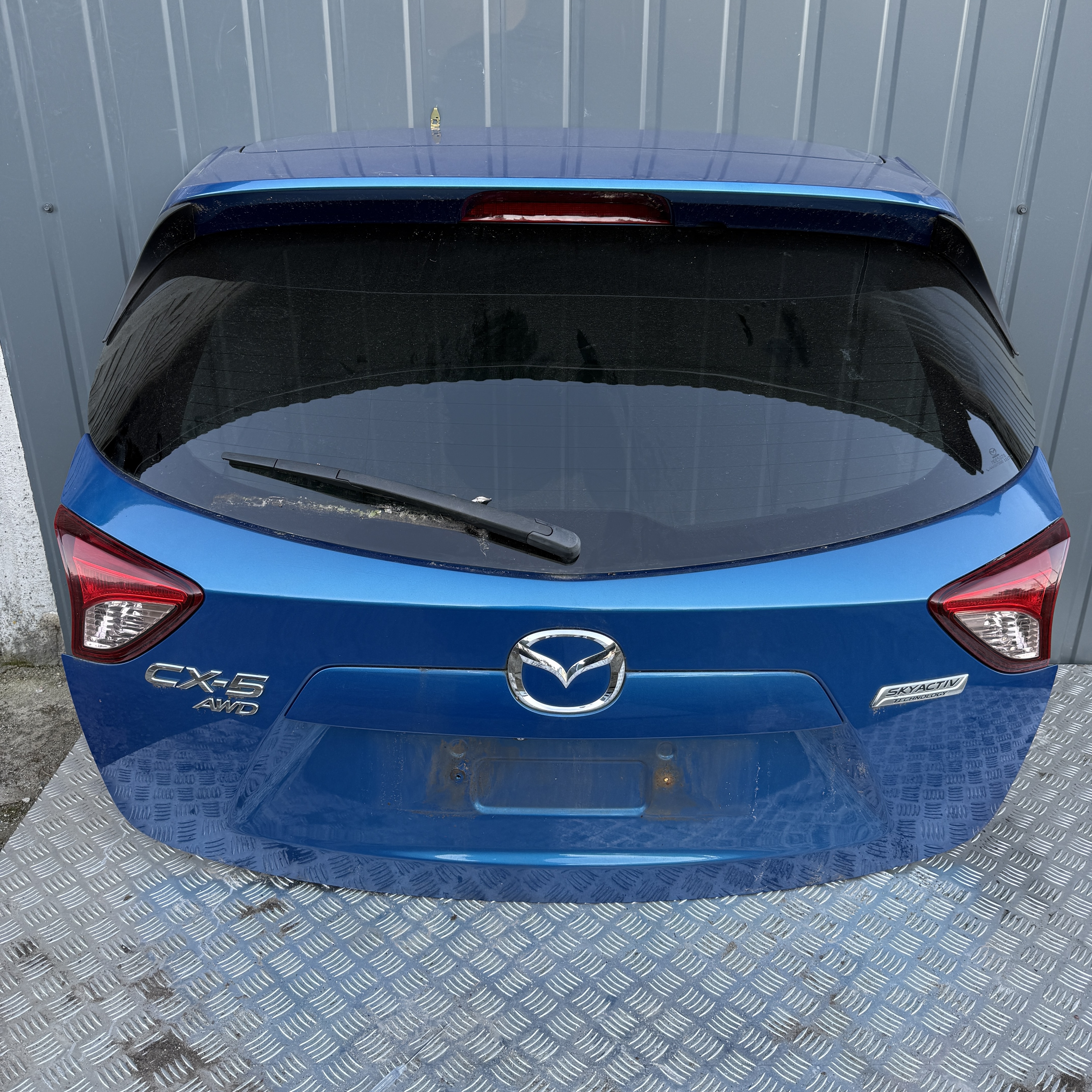 Klapa tył bagażnika tylna kompletna Mazda CX-5 2015r Kolor 42M - obrazek 2