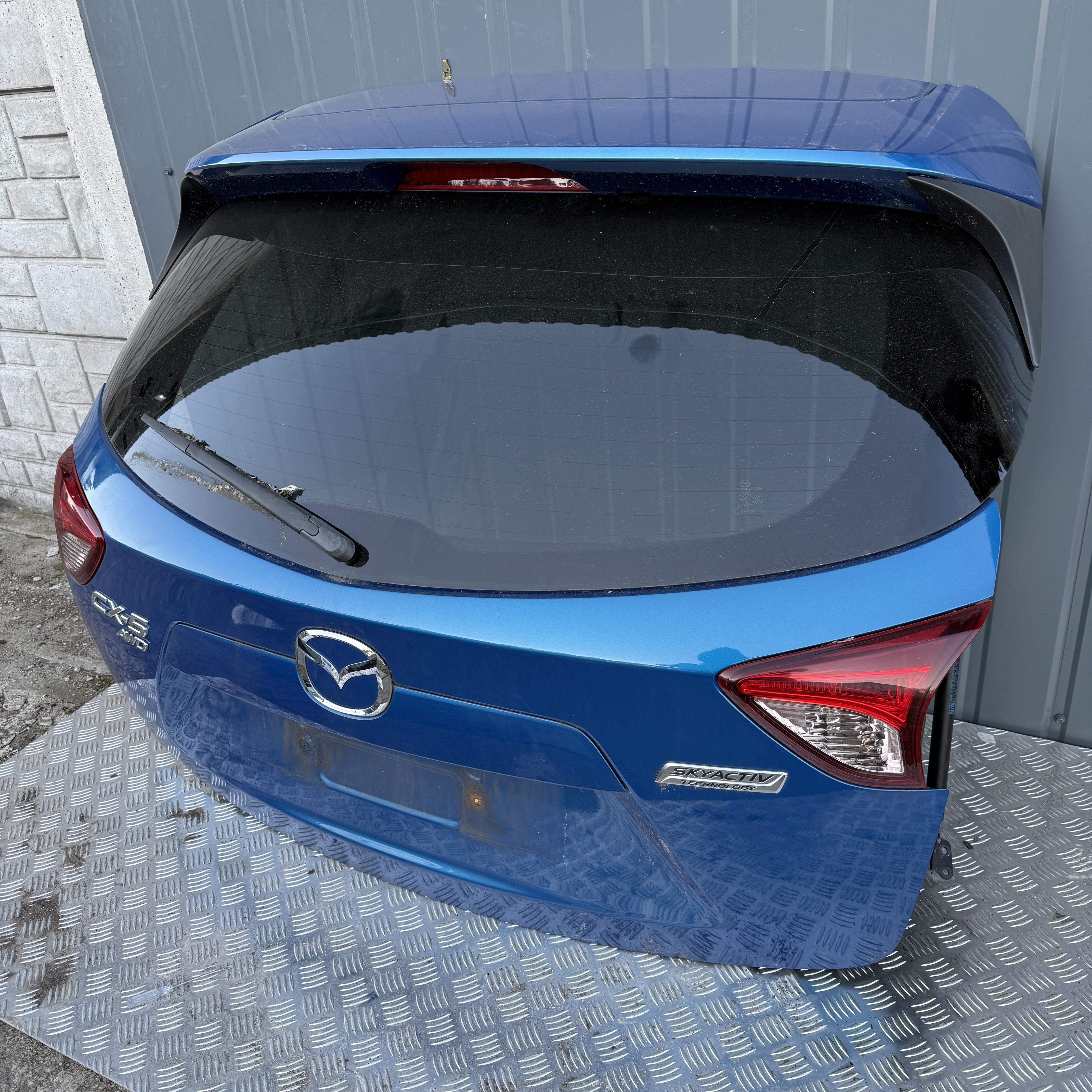 Klapa tył bagażnika tylna kompletna Mazda CX-5 2015r Kolor 42M - obrazek 5