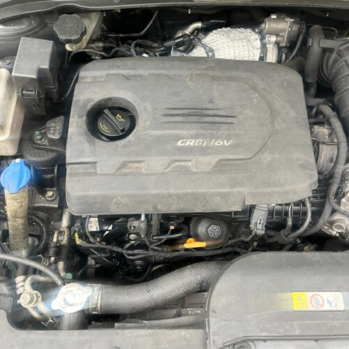 Silnik 1.7 CRDI D4FD Euro6 Hyundai i40 Lift 2016r kompletny lub goły słupek części