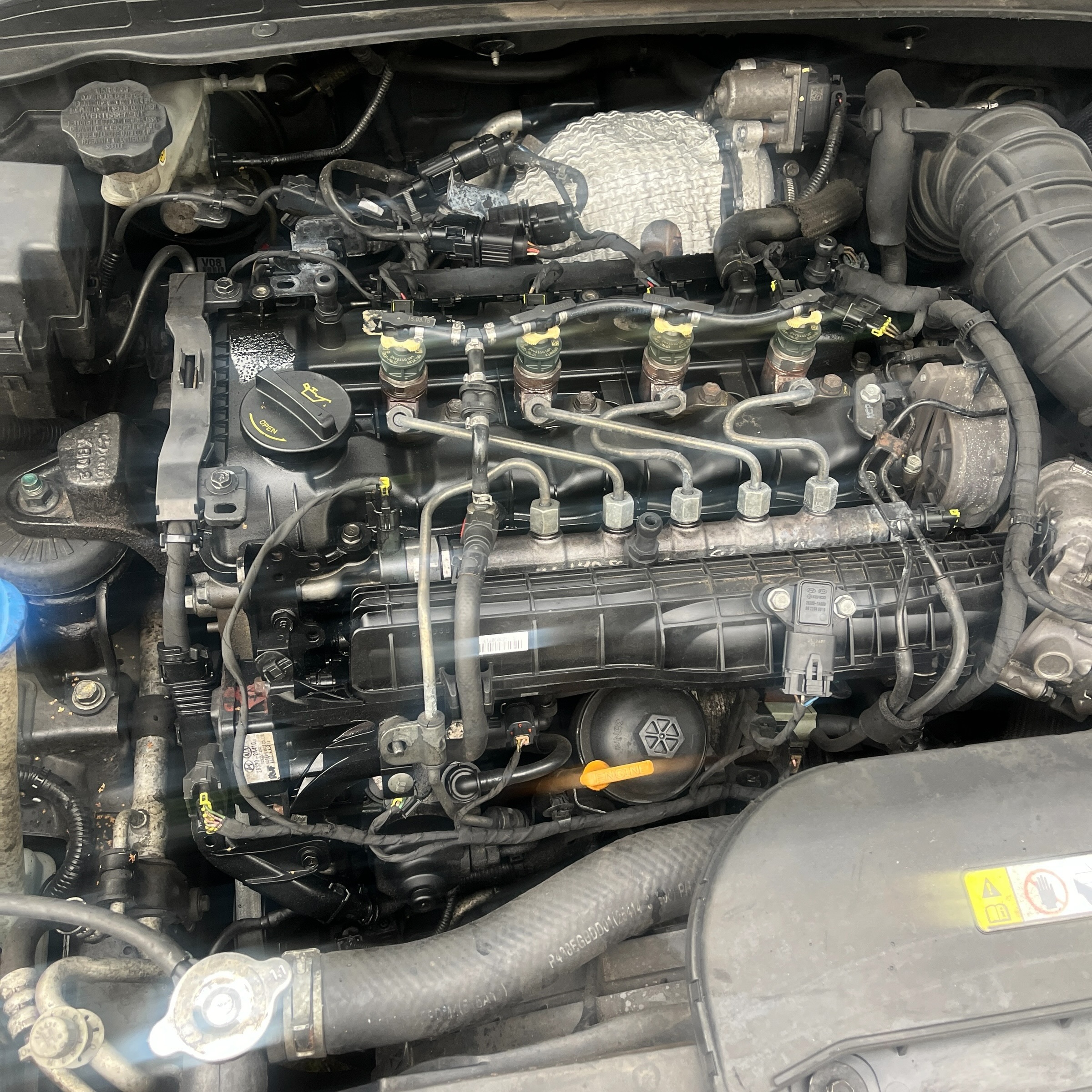Silnik 1.7 CRDI D4FD Euro6 Hyundai i40 Lift 2016r kompletny lub goły słupek części - obrazek 3