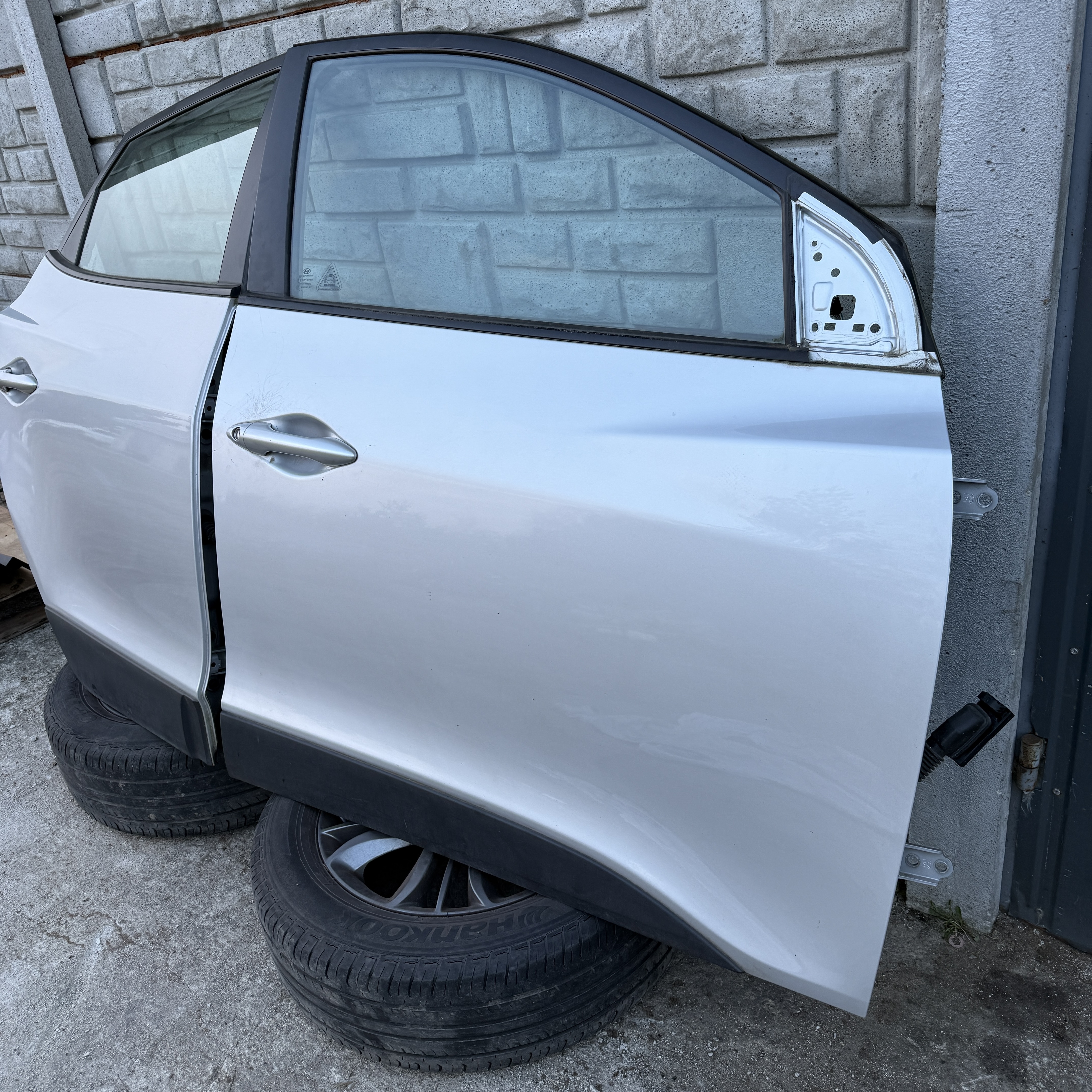 Drzwi przód + Teł Prawe Kolor RAH Hyundai IX35 - obrazek 6