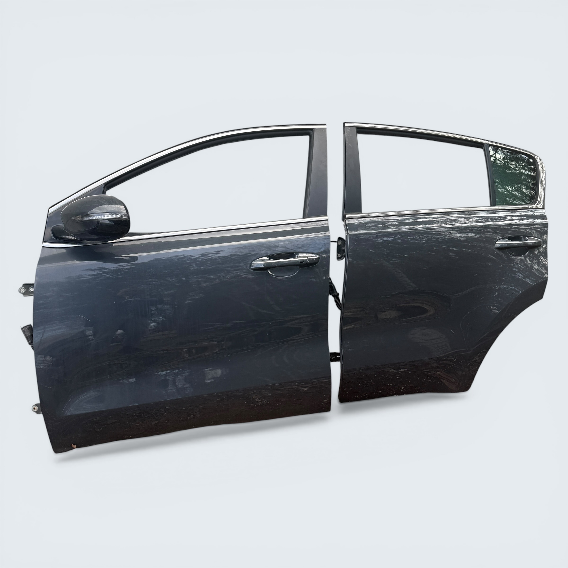 Drzwi lewe lewy przód i tył Kia Sportage IV GT-Line Kolor H8G - obrazek 3