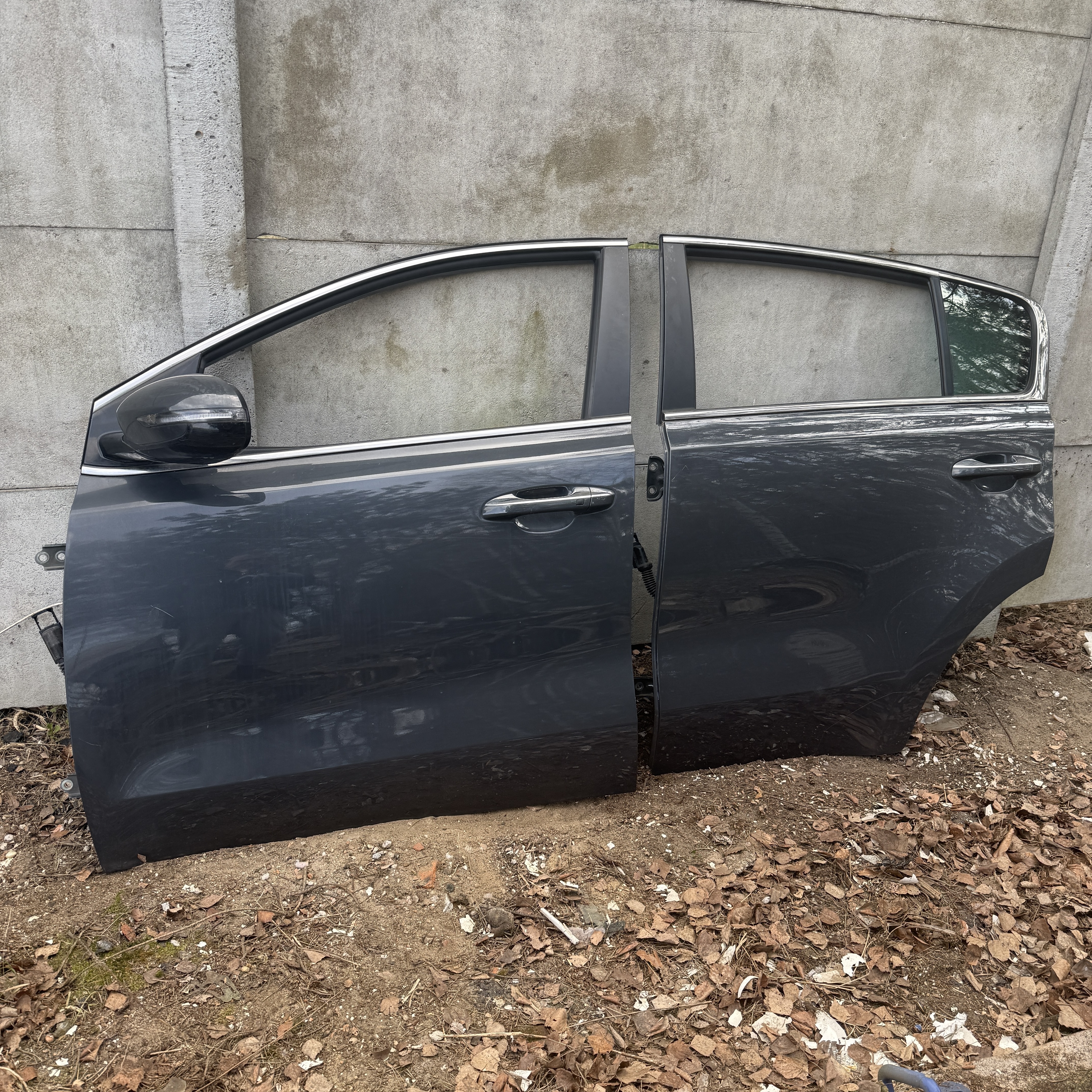 Drzwi lewe lewy przód i tył Kia Sportage IV GT-Line Kolor H8G - obrazek 2