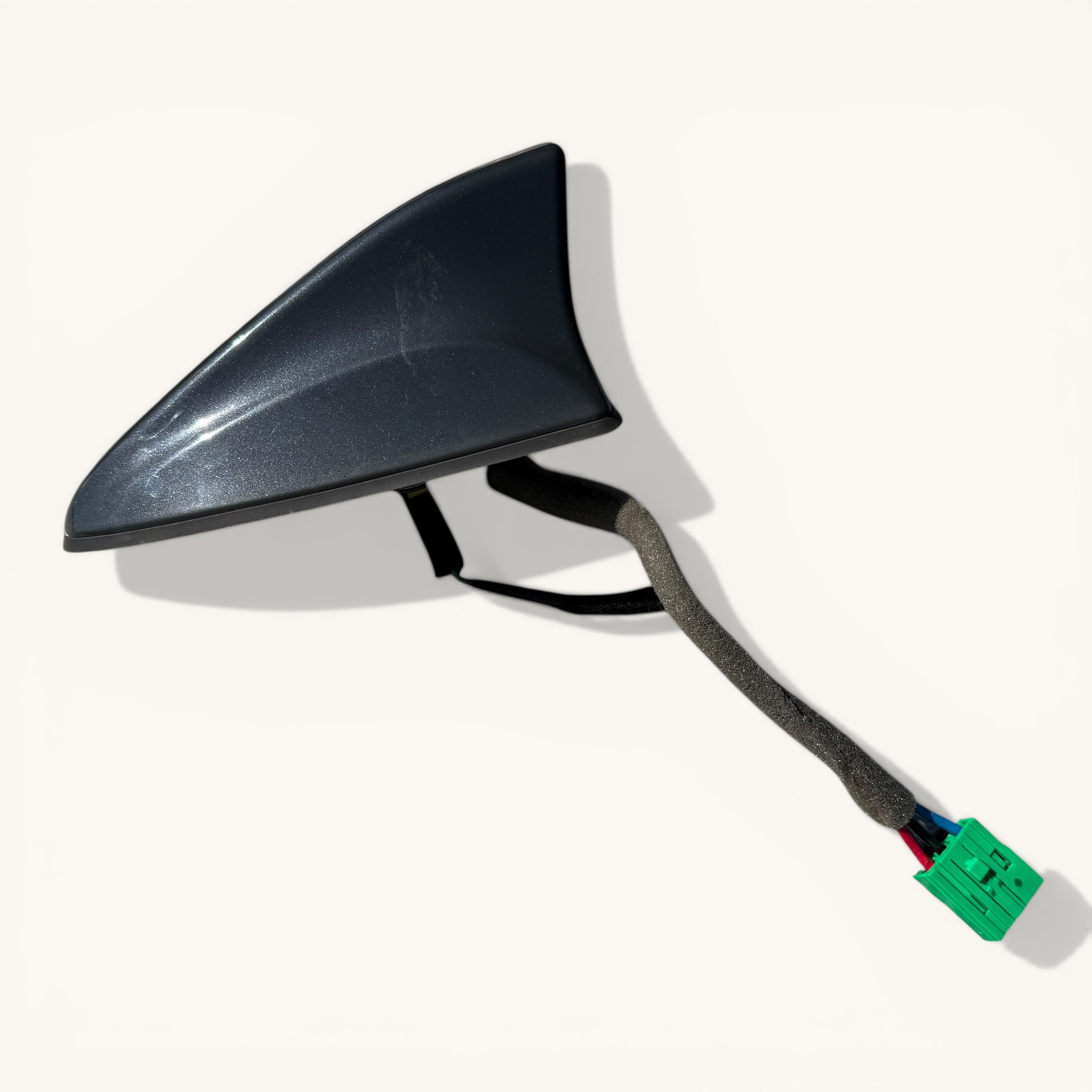 Antena GPS Płetwa 96210-F1401 Kolor H8G Kia Sportage IV
