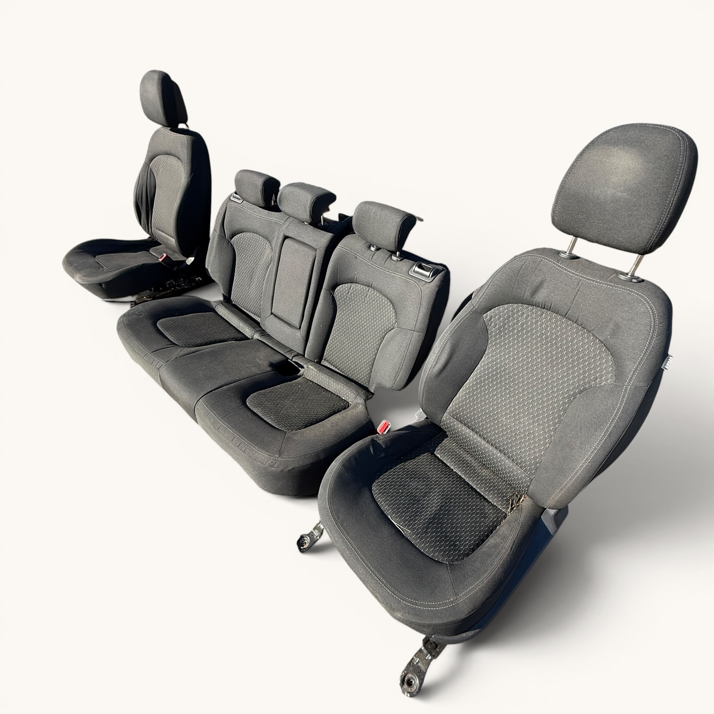 Fotele Kanapa komplet Hyundai IX35 2013r - materiałowe UK - 1000zł komplet - obrazek 3