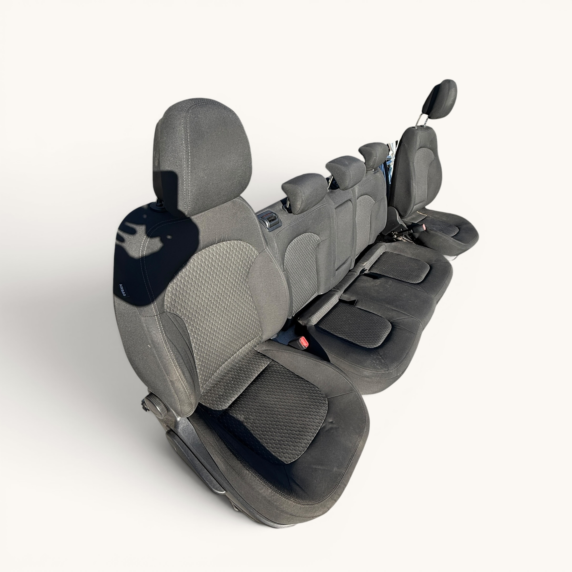 Fotele Kanapa komplet Hyundai IX35 2013r - materiałowe UK - 1000zł komplet - obrazek 4