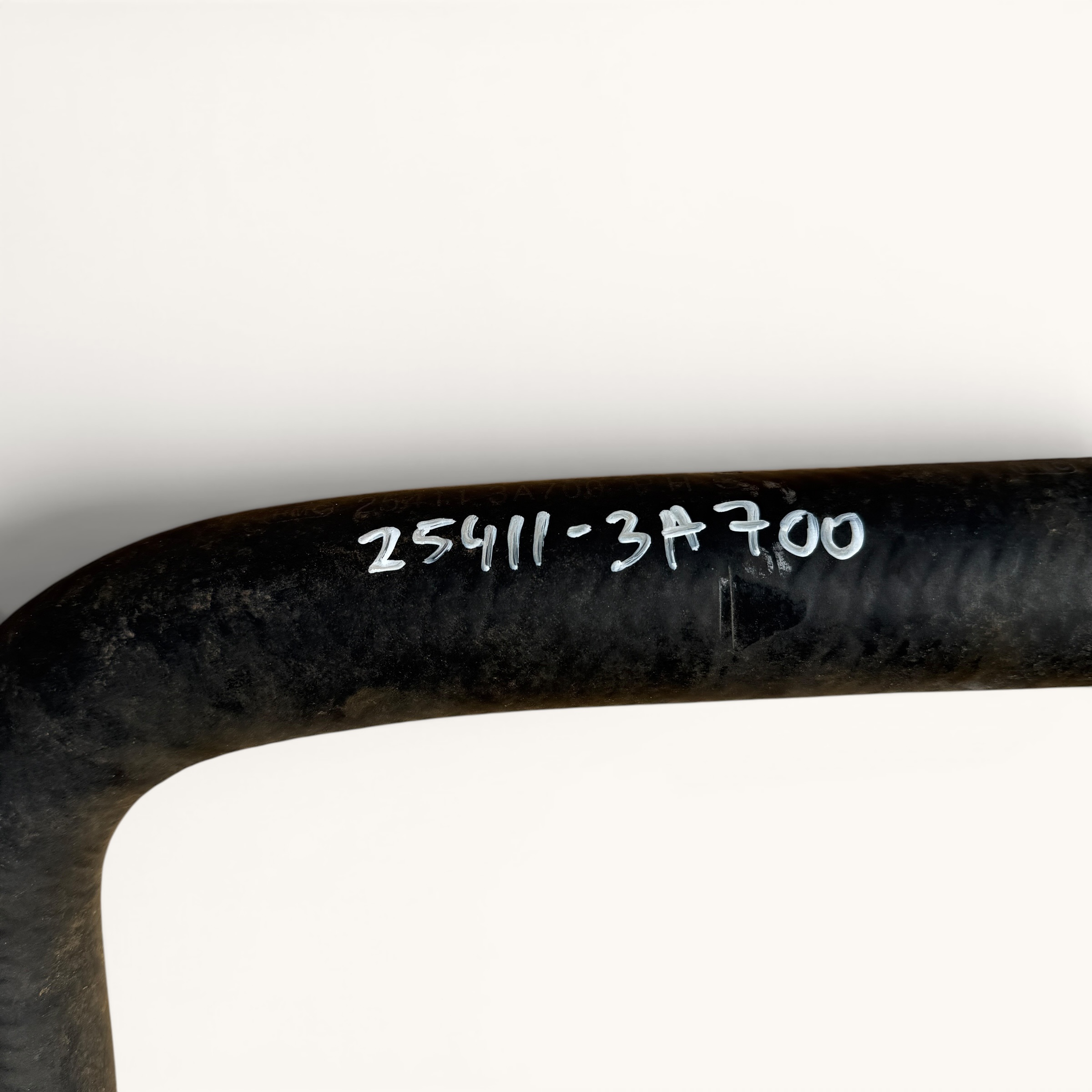 Rura wąż wody 25411-3A700 Hyundai i40 1.6 CRDI 2020r - obrazek 3