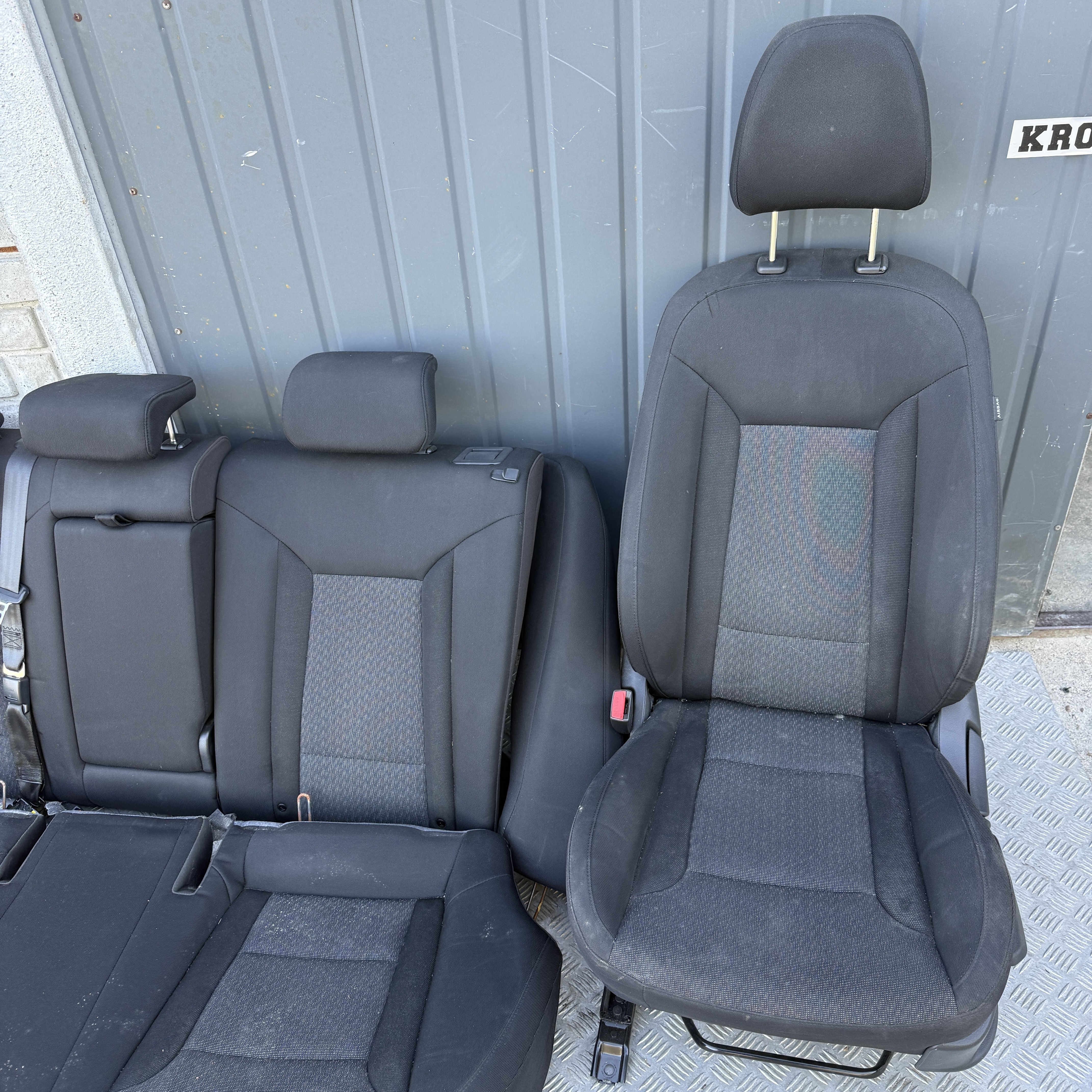 Fotele kanapy komplet Hyundai i40 sedan - obrazek 3