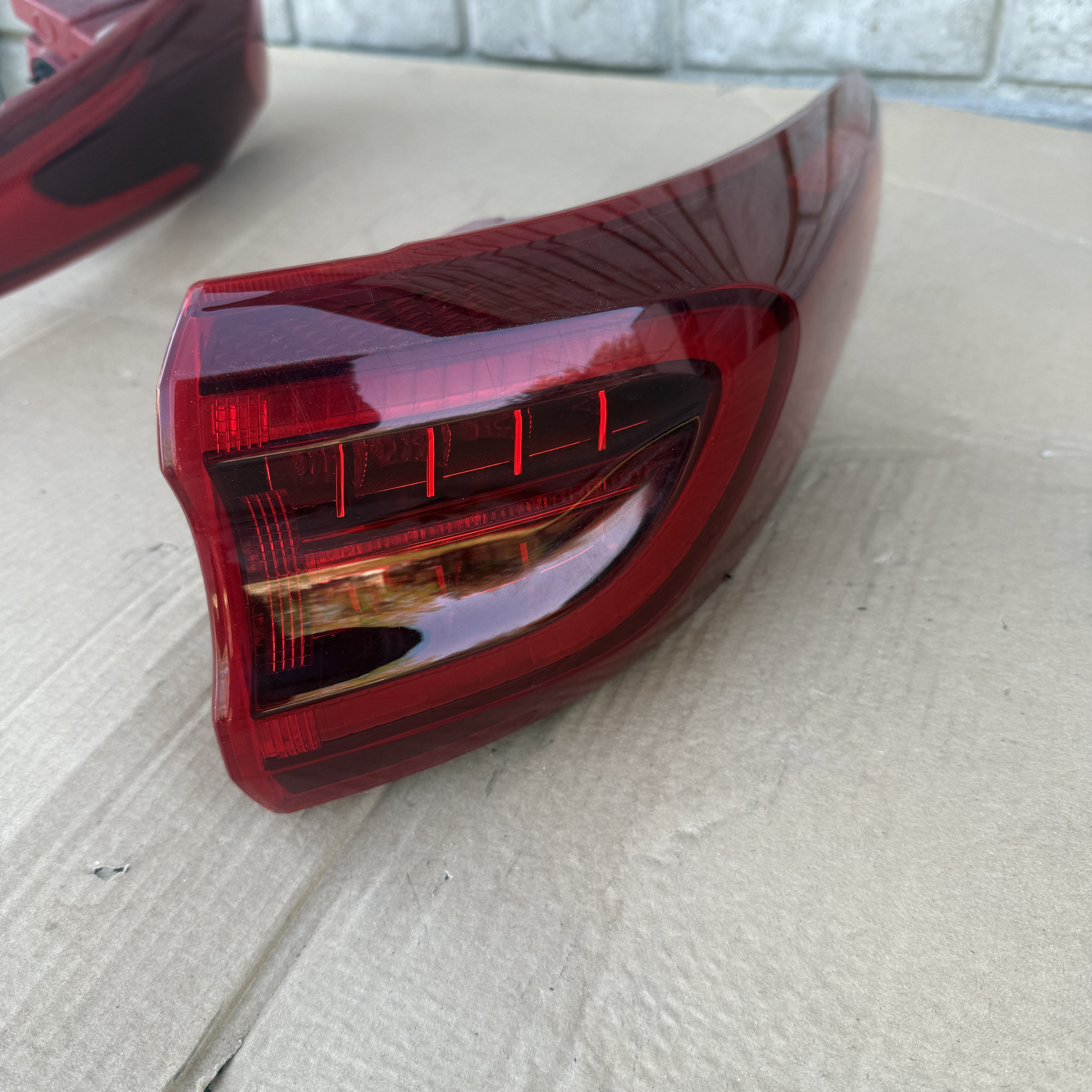 Lampa tylna prawa Kia Sportage iV GT-Line - obrazek 2