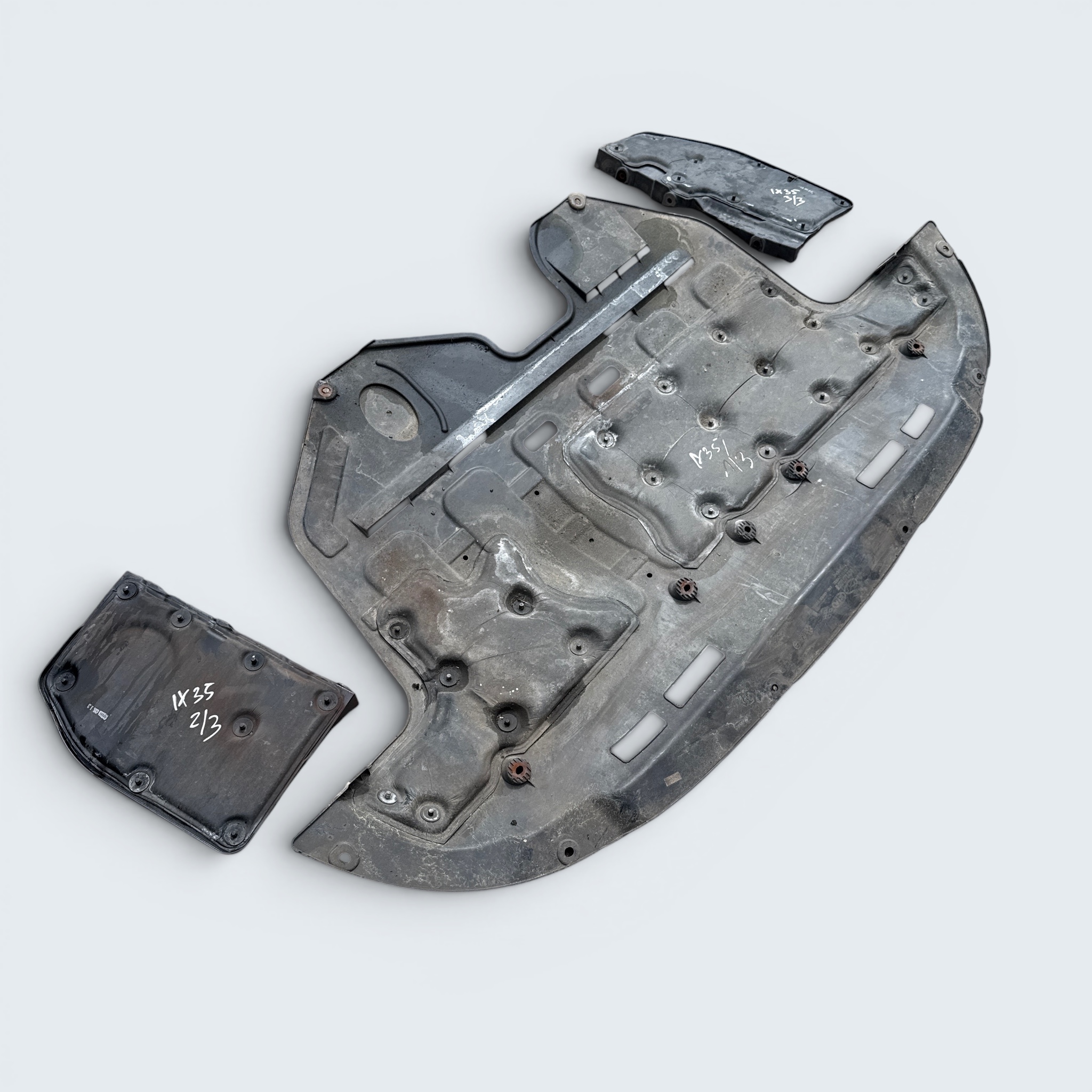 Osłona pod silnik kompletna 29111-2Y000 Hyundai IX35 - obrazek 2