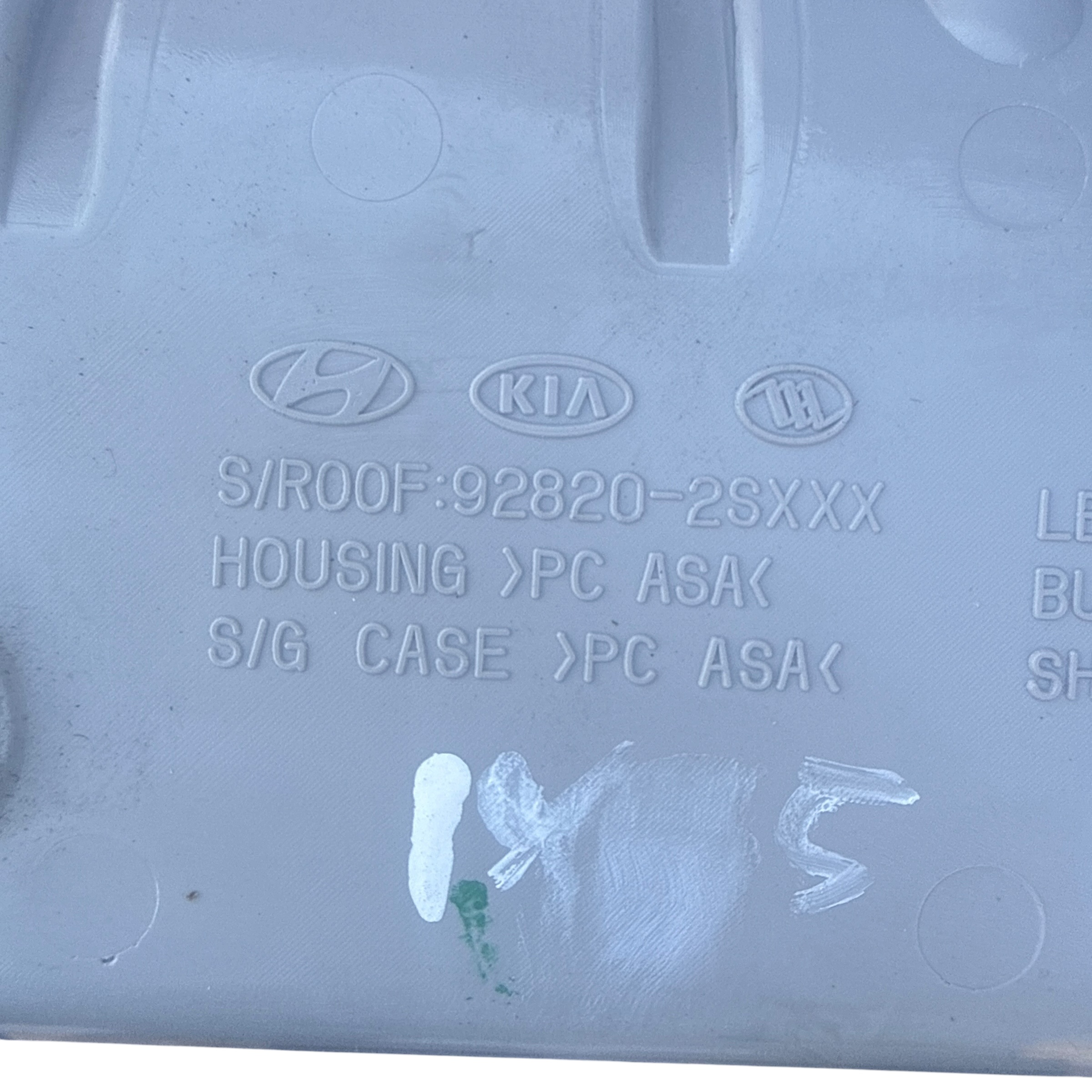 Lampka w podsufitkę owietlenie kabiny 92820-2SXXX Hyundai ix35 - obrazek 4