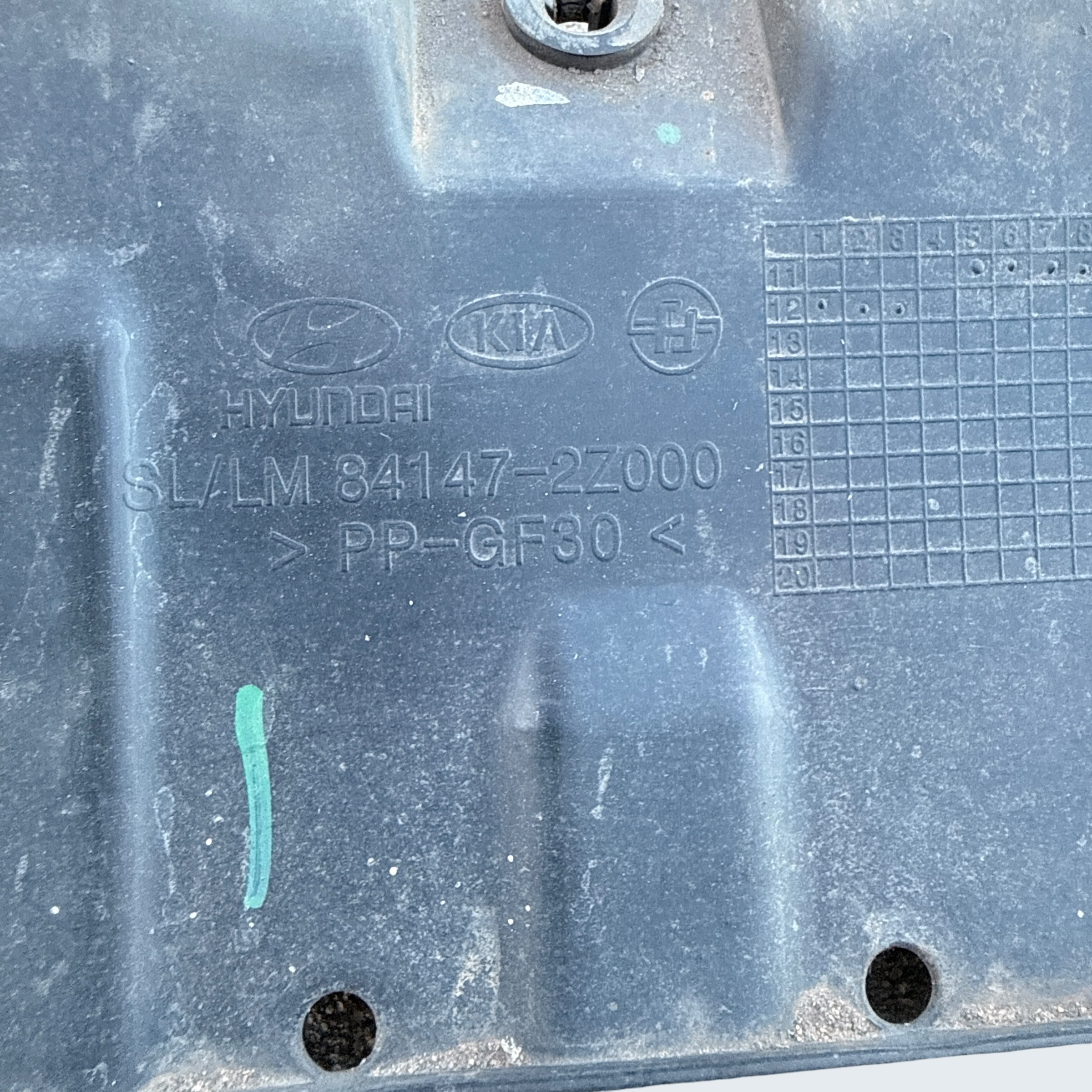 Osłona środkowa podwozia 84147-2Z000 Kia Sportage 3 - obrazek 2