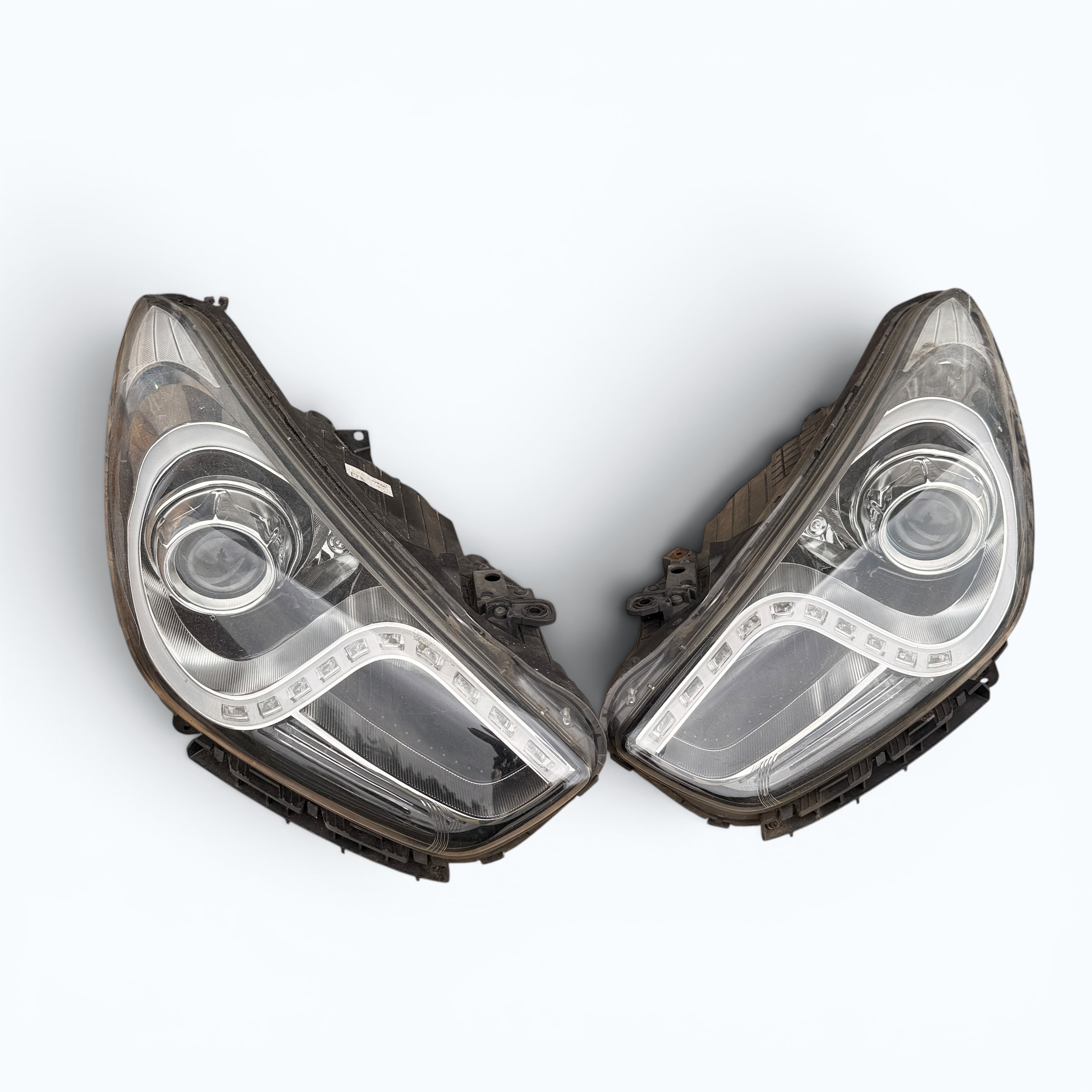 Lampy przednie lampa lewa prawa komplet Hyundai i40 UK 2012r