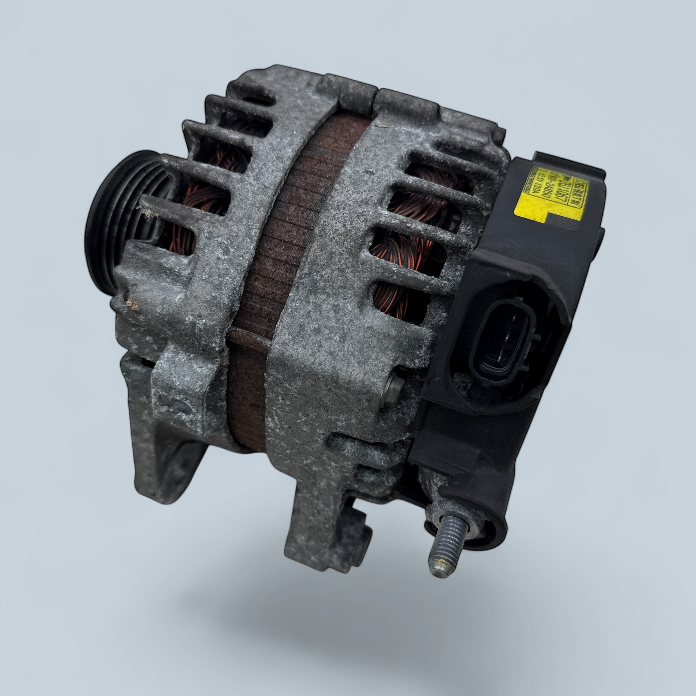 Alternator 1.7 CRDI 373002A850 Kia Sportage 3 - obrazek 4