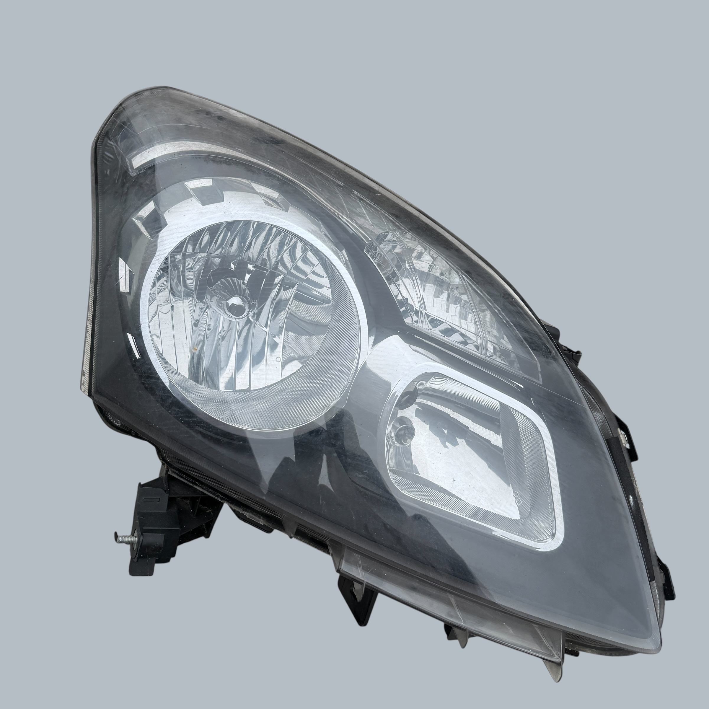 Lampa przednia prawa przód Reflaktor Renault Koleos 2009r