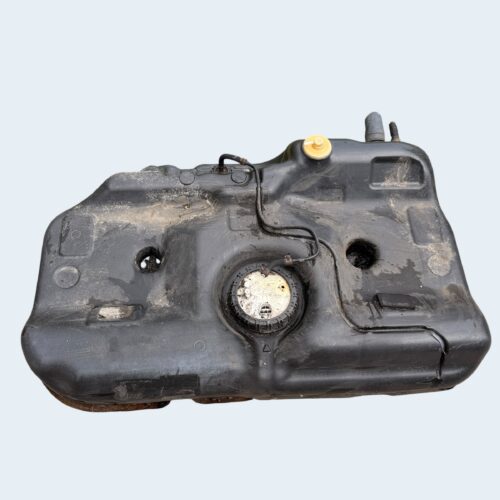 Bak zbiornik paliwa Kia Cerato I 1.6 2.0 benzyna 2003-2008 31150-2F000