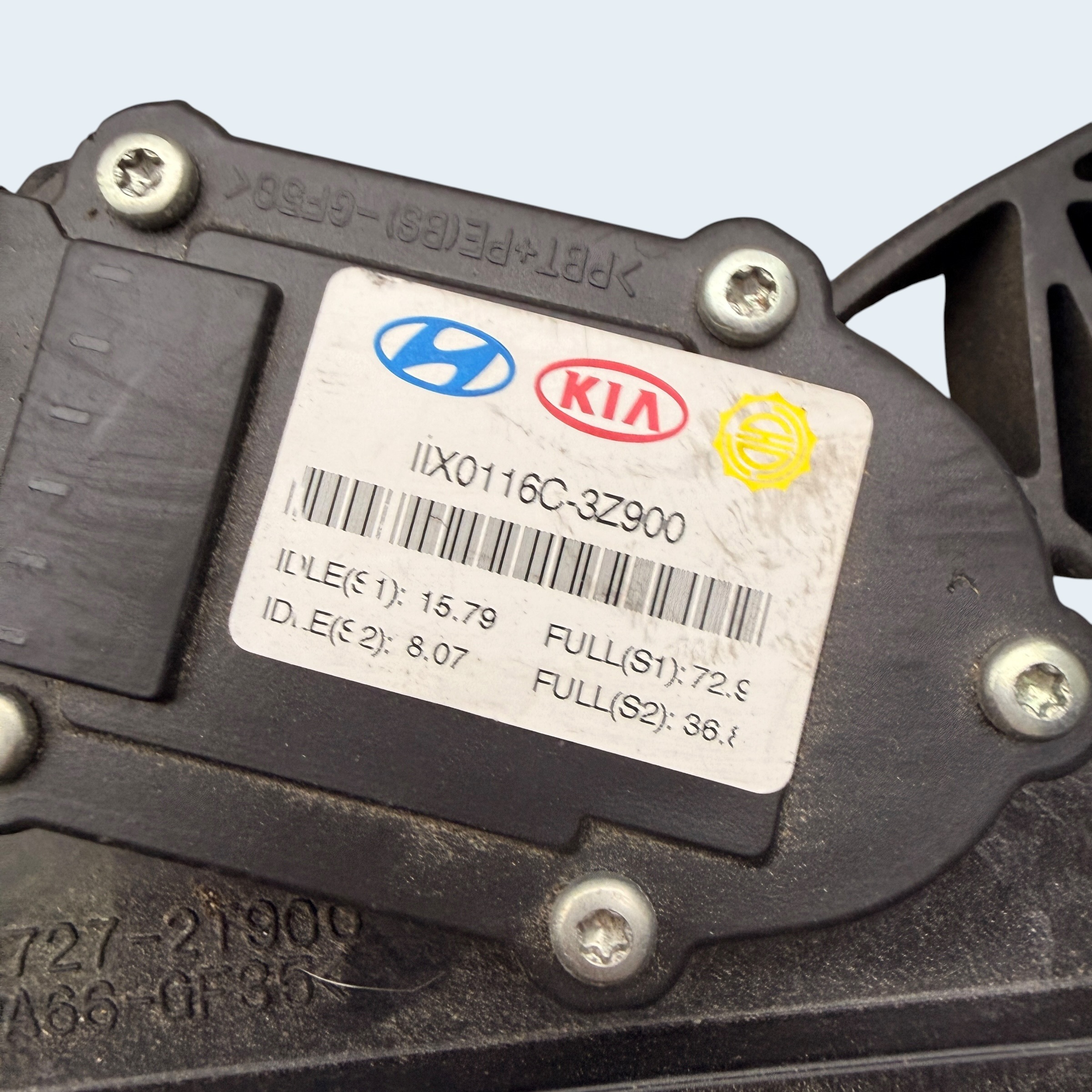 Potencjometr gazu Hyundai i40 1.7 CRDI - obrazek 2
