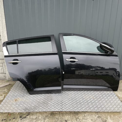 Drzwi Prawe Przód + Tył Kia Sportage 3 Kolor 1K