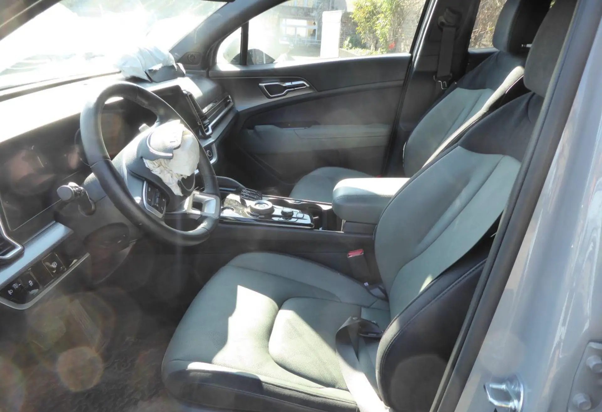Kia Sportage 2024r / 30049 km / 1598 CS / 110 kW - obrazek 6