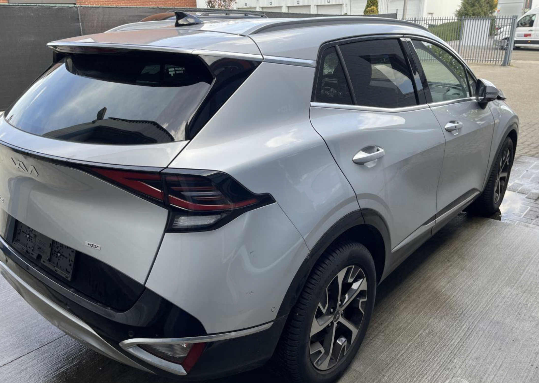 Kia Sportage 2025r / 325km / 1.6 118kw / HYBRYDA / AUTOMAT - obrazek 5
