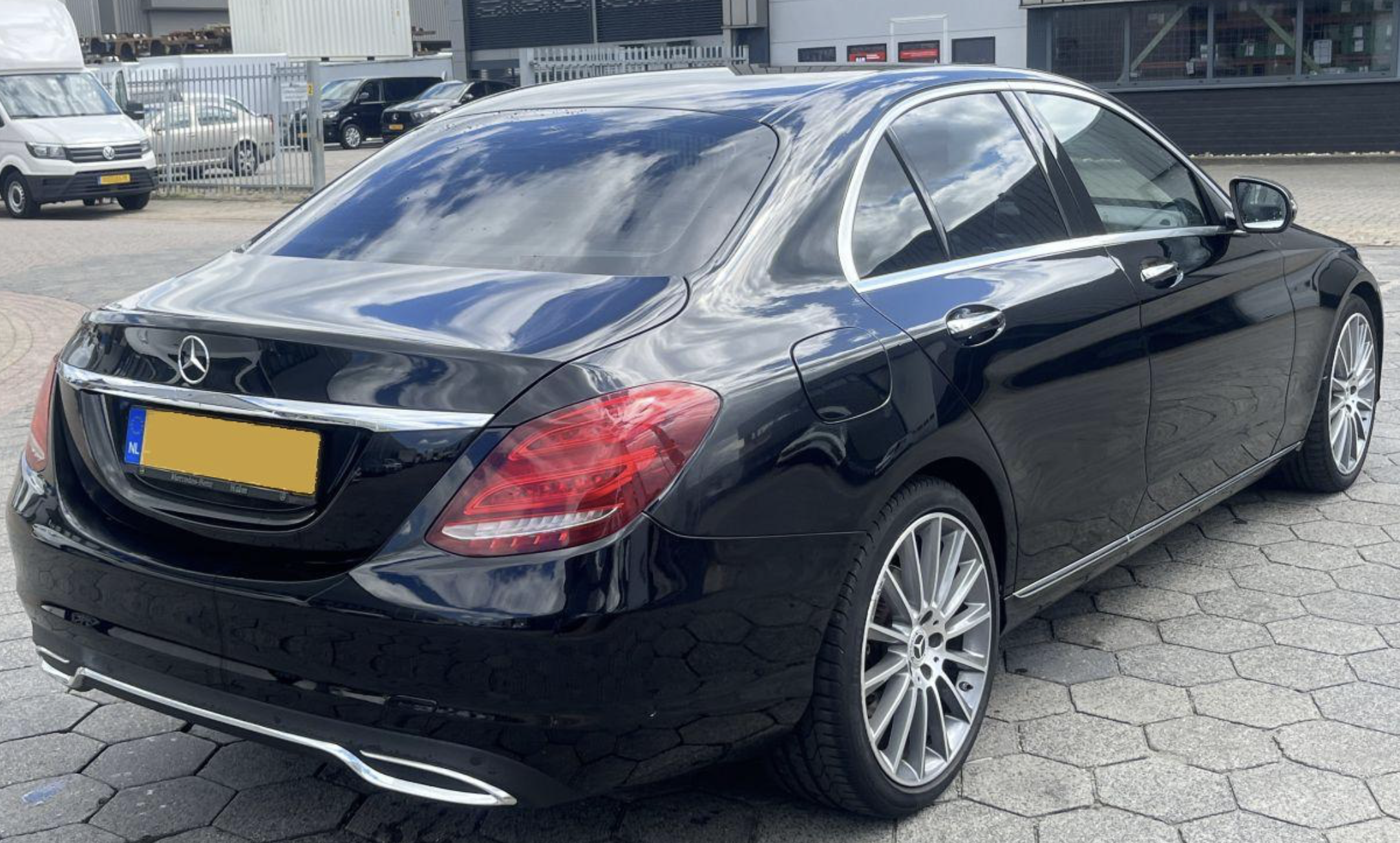 Mercedes C-klasse 2016r 172421km 2.0 Benzyna - obrazek 11