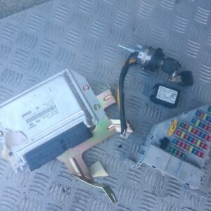 ZESTAW STARTOWY KOMPUTER ECU HYUNDAI TUCSON 2.0 CRDI 0281011694 39104-27300
