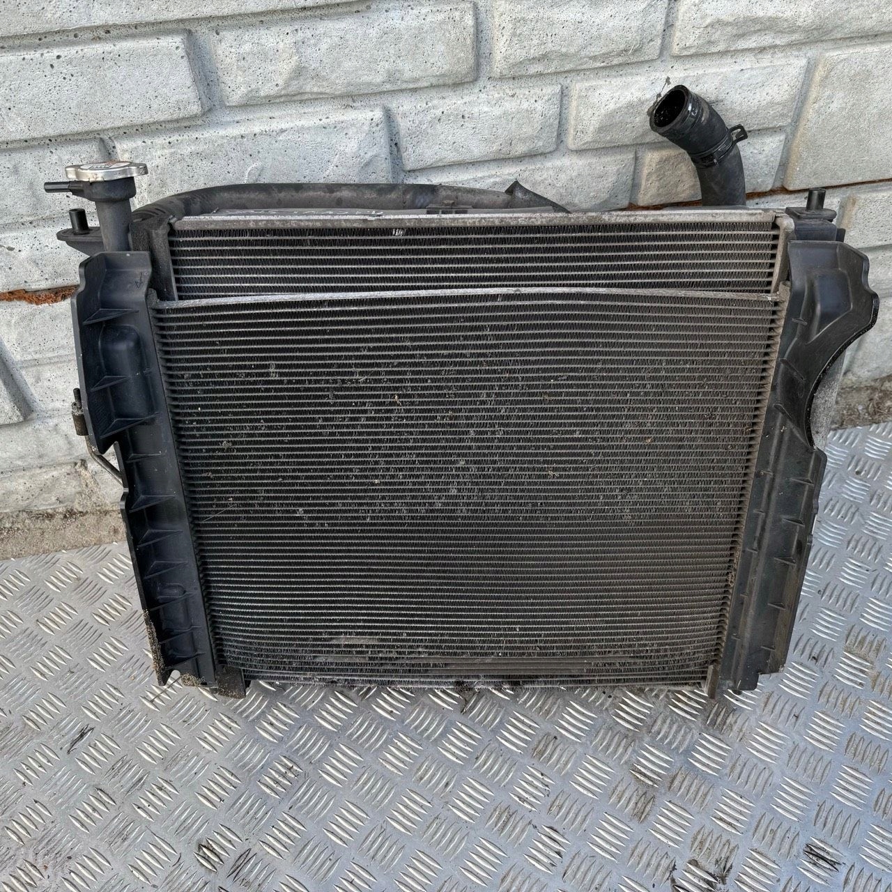 Chłodnica Wentylator Komplet Klima Hyundai ix35 1.7 CRDI 2013r - obrazek 9