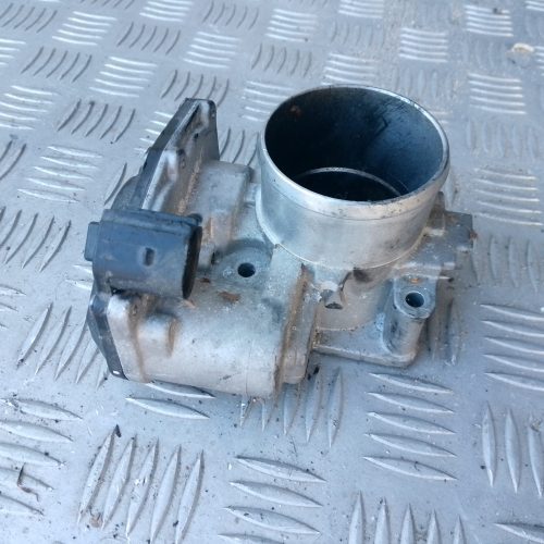 PRZEPUSTNICA POWIETRZA KIA SPORTAGE 3 2.0 CRDI 35100-2F100