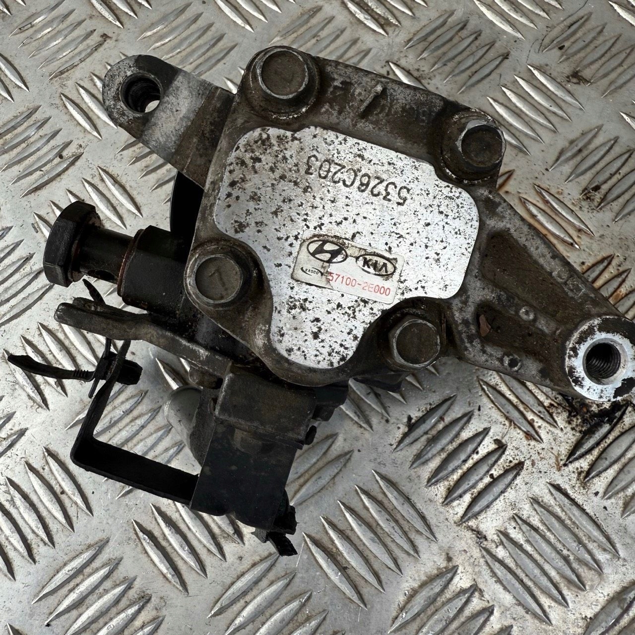 Pompa wspomagania Hyundai Tucson JM 2.0 16v 2007r G4GC 571002E000 - obrazek 6
