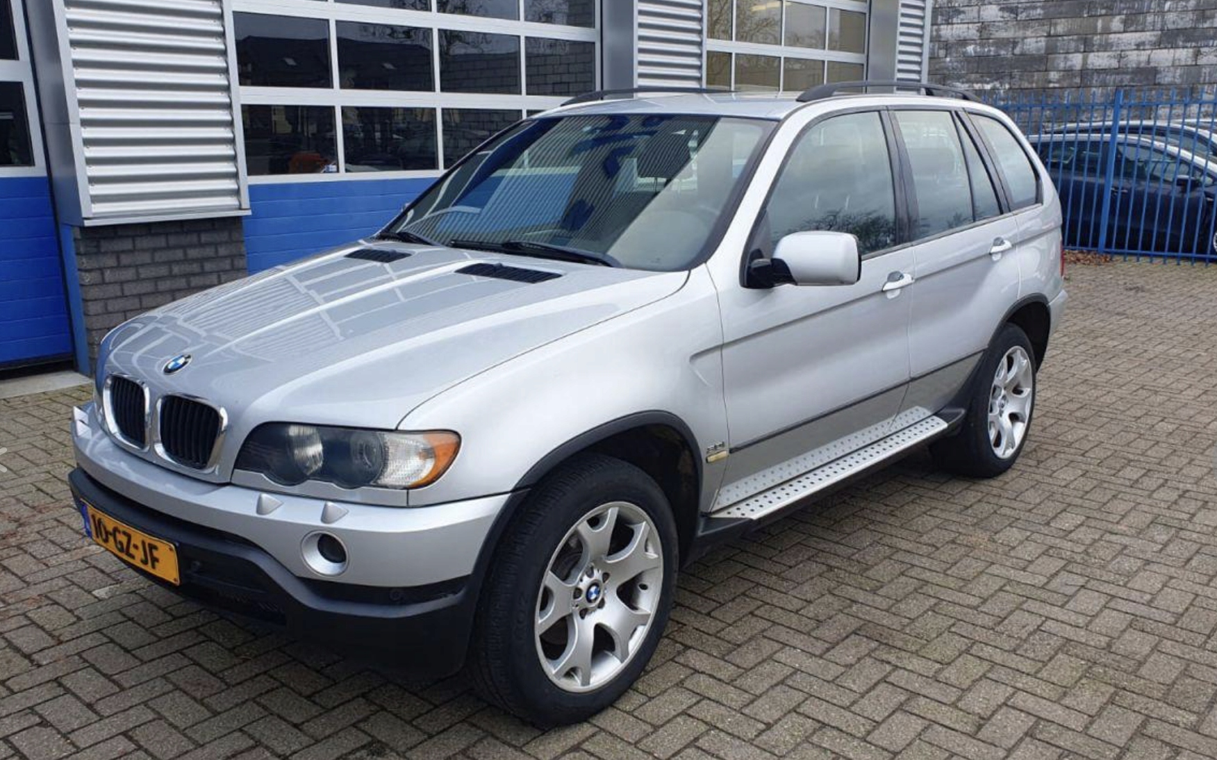 MASKA POKRYWA SILNIKA IDEALNA KOMPLETNA BMW X5 E53 EU
