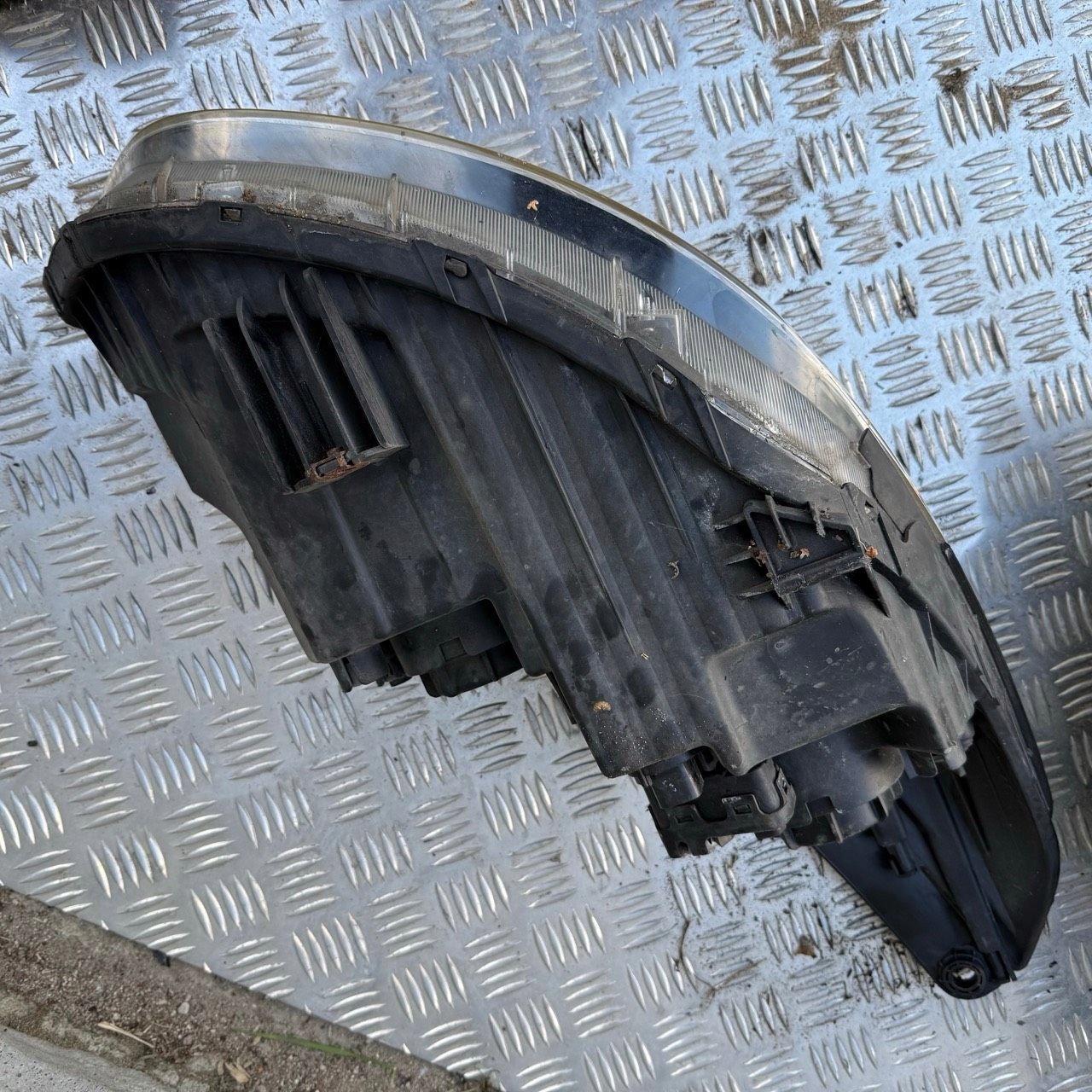 Lampa przednia lewa kompletna Hyundai ix35 2013r UK - obrazek 4