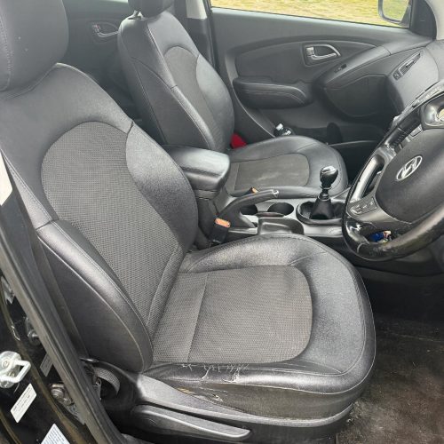 Fotele Kanapy Pasy Komplet Pół skóra Hyundai IX35 10-16r